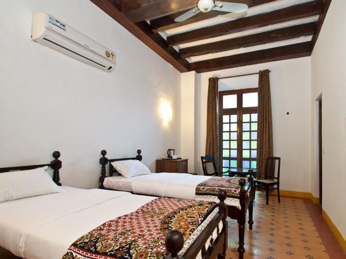 Guest house Abrigo De Botelho 2*